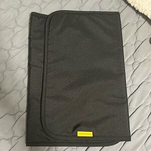 •Mommore• Baby changing pad, black and white.